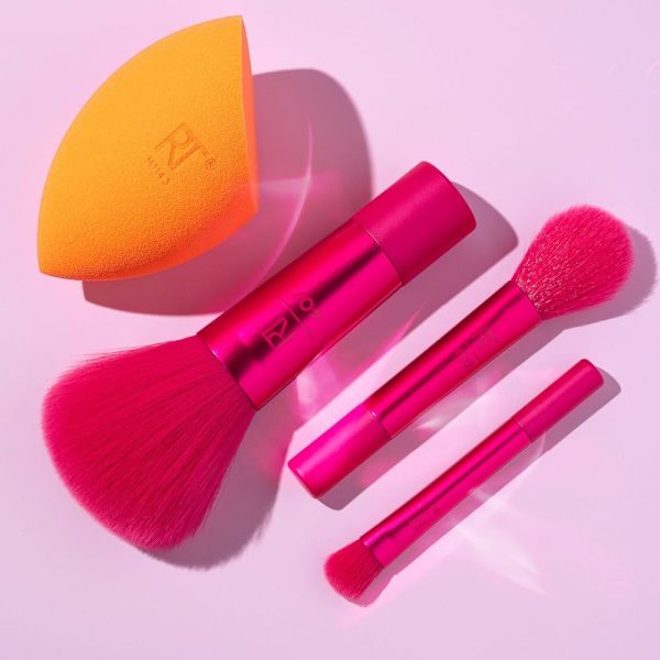 REAL TECHNIQUES limited edition mini holidaze brush + sponge set for foundation powder _ eyeshadow 4 piece gift set For Sale